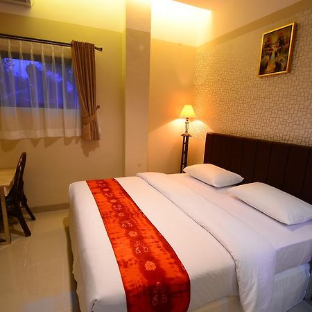 Queen City Hotel Banjarmasin Banjarmasin (South Kalimantan) Exterior foto