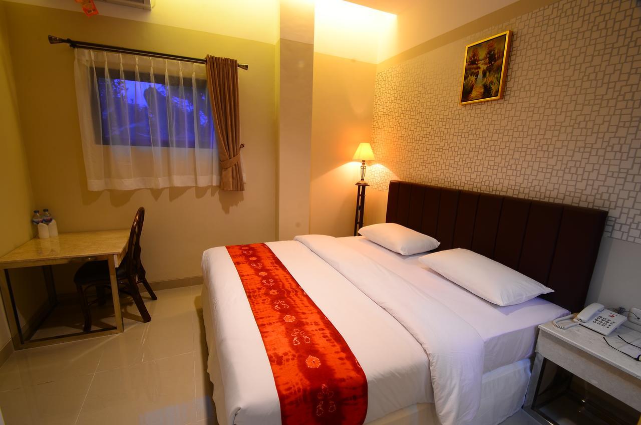 Queen City Hotel Banjarmasin Banjarmasin (South Kalimantan) Exterior foto